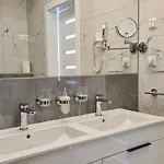 Carbona 101, 307 Apartment *