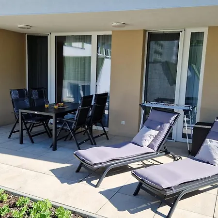 Carbona 101, 307 Hévíz