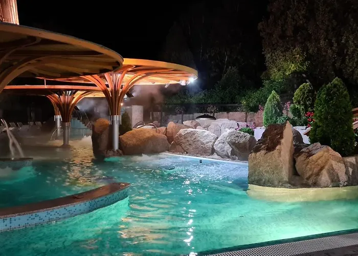 Carbona 101, 307 Hévíz